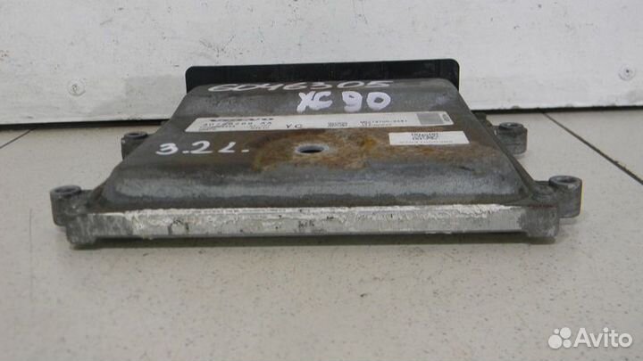 Блок управления двигателем