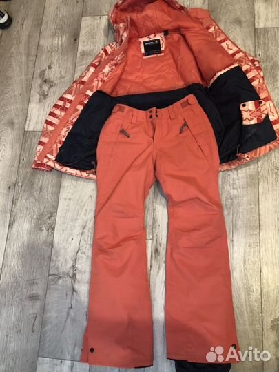 Горнолыжный костюм