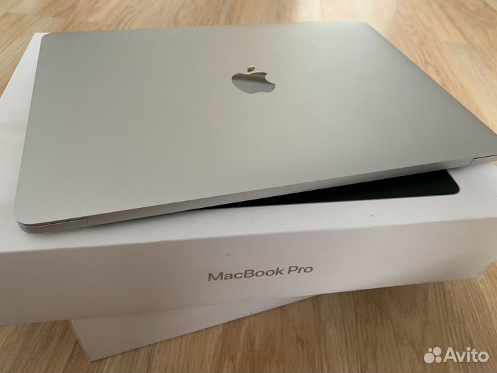 Apple macbook pro m1 8 256
