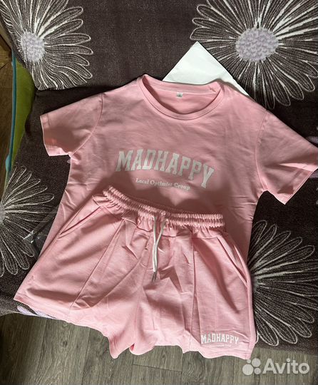 Костюм на лето 44 р