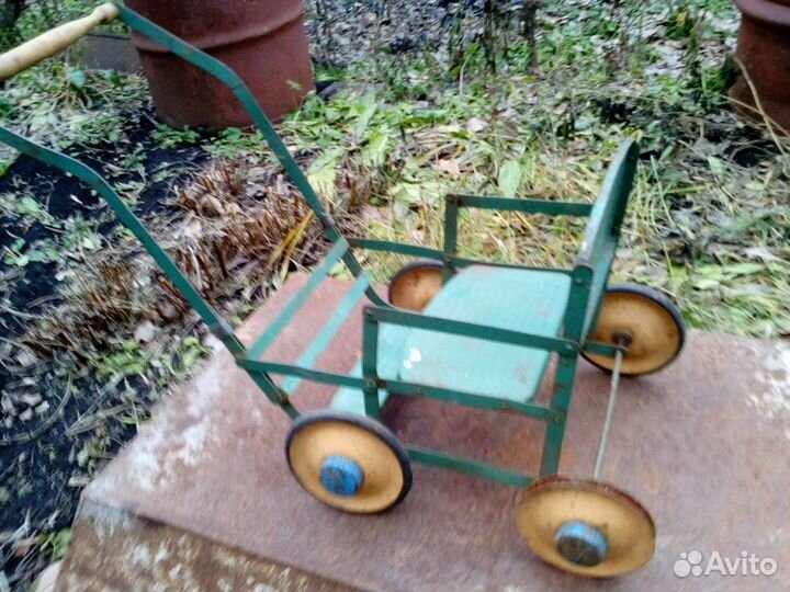 Коляска и каталка кукольные