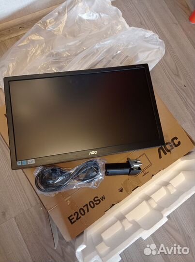 Монитор аос Е2070Sw