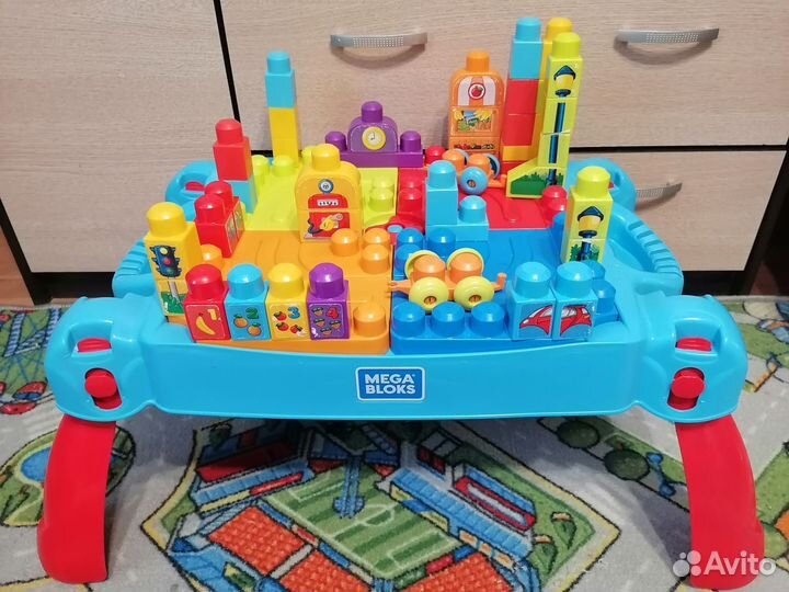 Стол-конструктор mega bloks