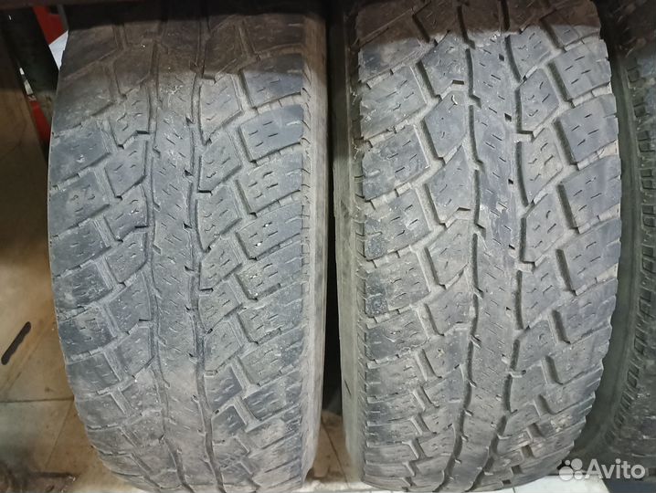 Roadstone Roadian A/T II 265/70 R17
