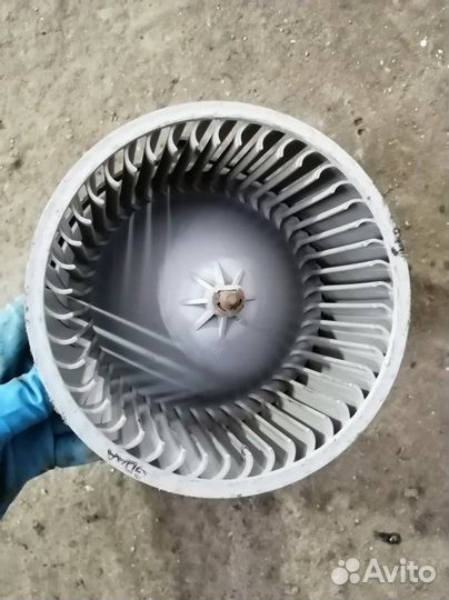 Мотор печки Лада Приора 2011