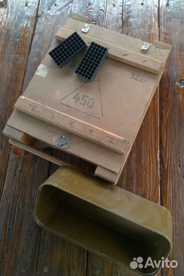 Колодка для патронов/гильз,ящик деревянный/металл