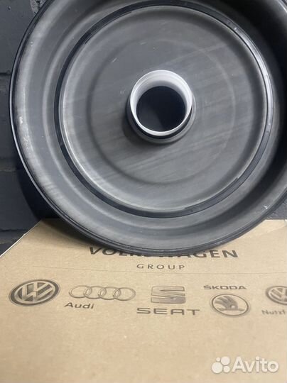 Сальник крышка DSG6 DQ250 Audi: TTS