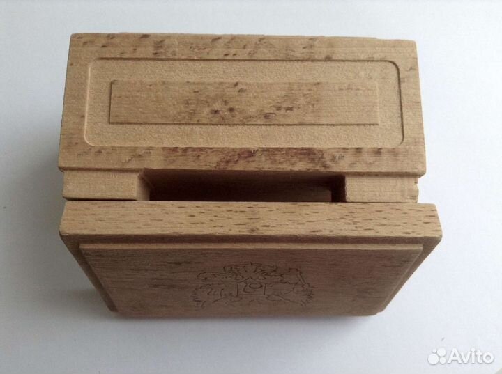 Шкатулка деревянная