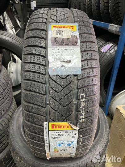 Pirelli Winter Sottozero 3 275/35 R19 101V
