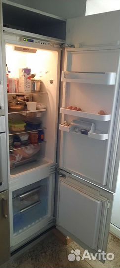 Замена петель ремонт на встроенном холодильнике