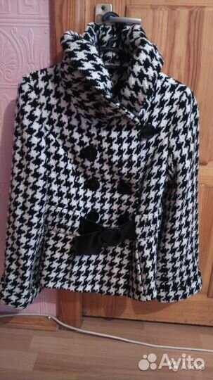 Пальто демисезонное