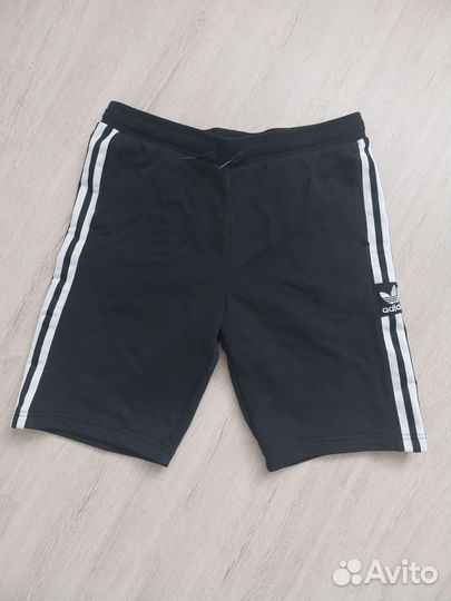 Шорты adidas подростковые