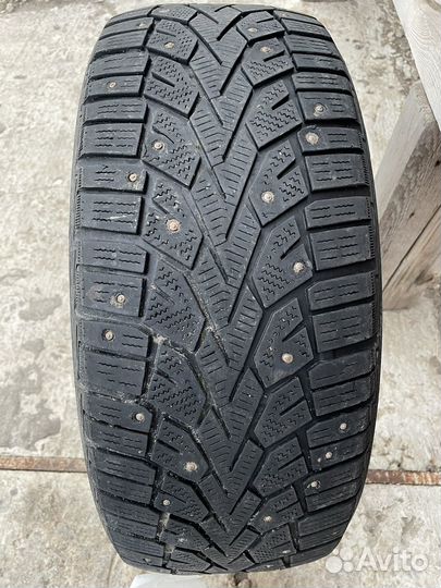 Gislaved NordFrost 100 215/55 R17