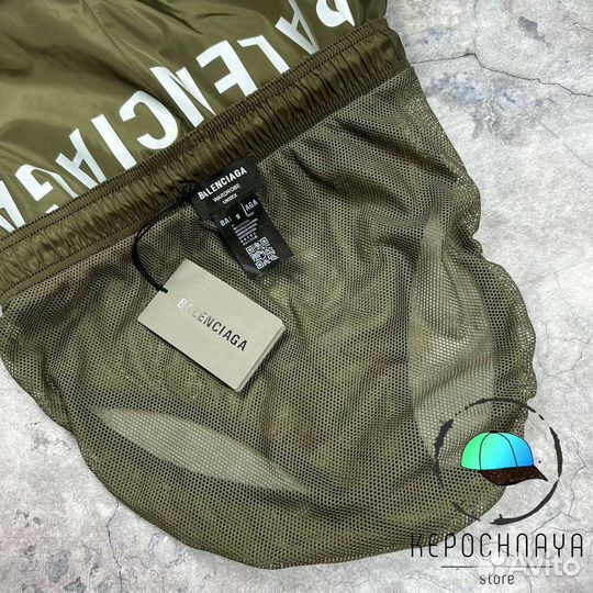 Шорты Balenciaga размер S