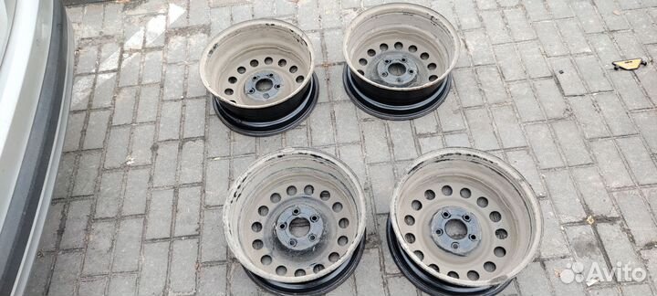 Штампованный диск R16 Киа оригинал