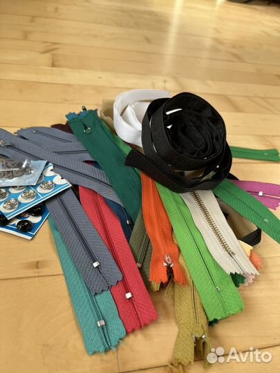 Молнии и кнопки