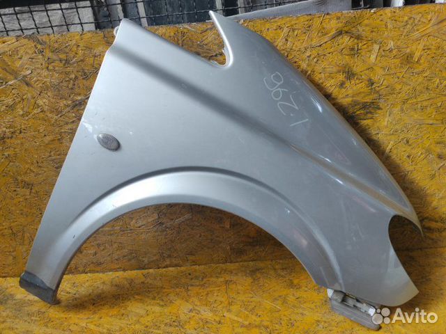 Крыло для правое Mercedes Vito W639 2.2 OM646 2007