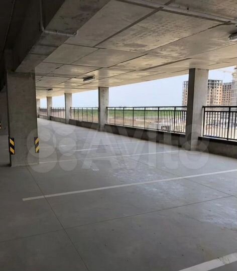 Машиноместо, 13 м²