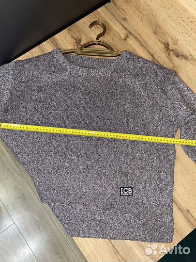 Свитер женский размер M
