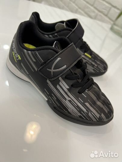 Продам бутсы