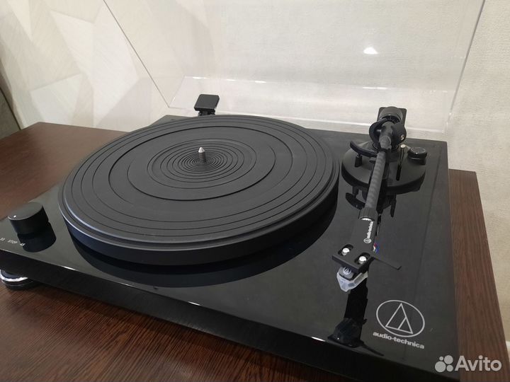 Виниловый проигрыватель audio technica AT-LPW50PB