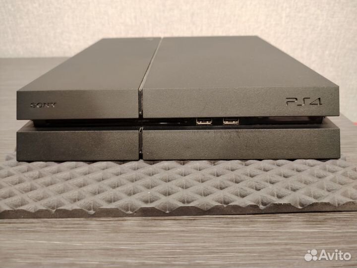 Игровая приставка ps4 fat 850 гб