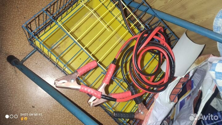 Провода для заряда автомобильного аккумулятора