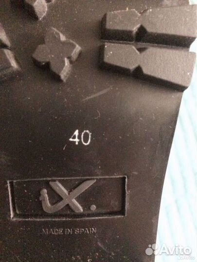 Сапоги новые 40 размер весна осень