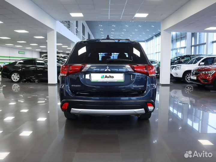 Mitsubishi Outlander 2.0 CVT, 2018, 109 270 км