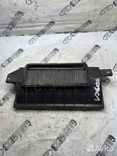 Фильтр воздушный с креплением Ford Focus 1