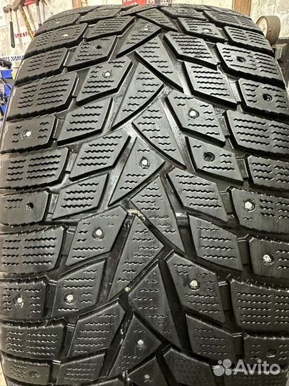 Dunlop SP Winter Ice02 245/45 R19 и 275/40 R19