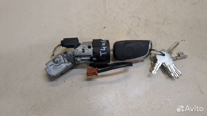 Замок зажигания Citroen Berlingo, 2012