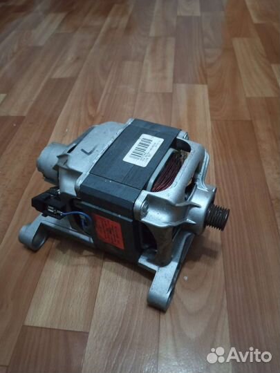 Двигататель стиральной машины