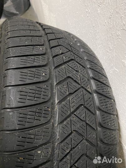 Pirelli Scorpion Winter 275/40 R22 108V