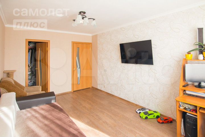 2-к. квартира, 48 м², 5/5 эт.