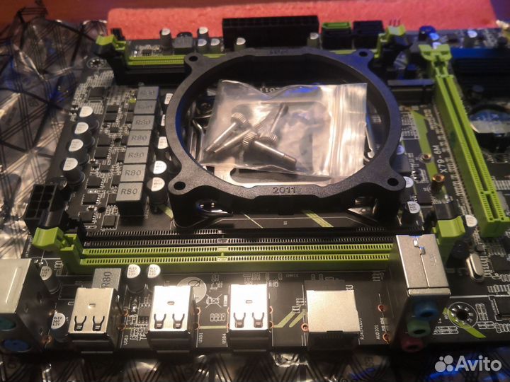 Материнская плата qiyida X79-6M