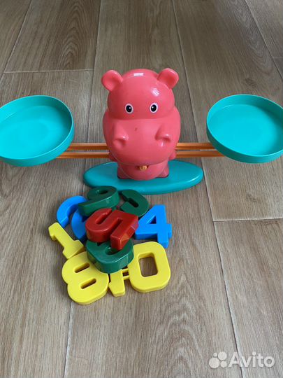 Игрушка бегемот весы