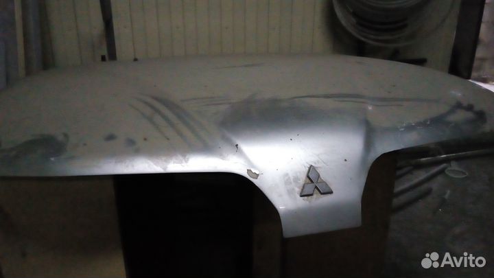 Капот mitsubishi carisma