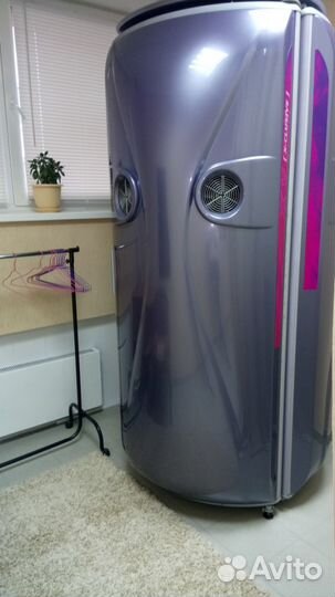 Наращивание ногтей, солярий, перманентный макияж