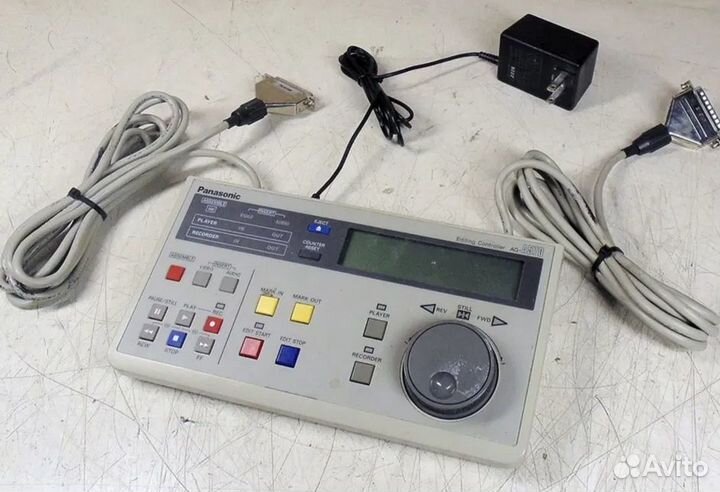 Монтажный видеомагнитофон Panasonic AG-6200, пульт