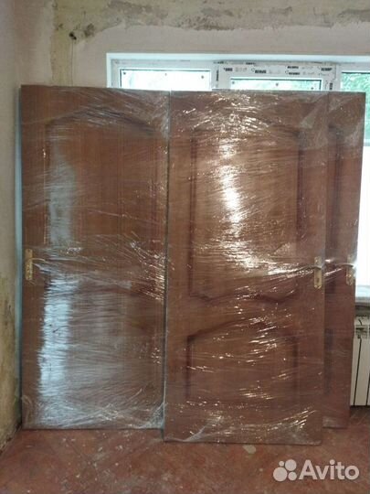 Дверь межкомнатная из дерева