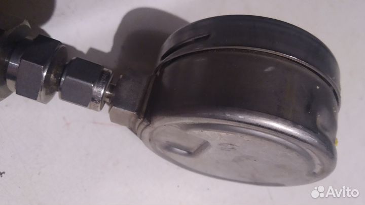 Манометр Shwagelok