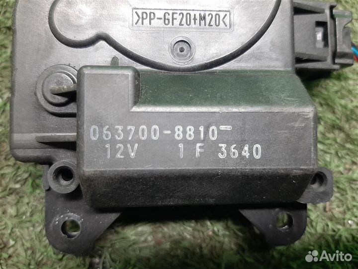 Моторчик заслонки печки Lexus RX300 (MCU35) 2004