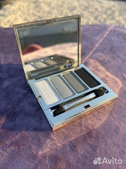 Тени для век clarins