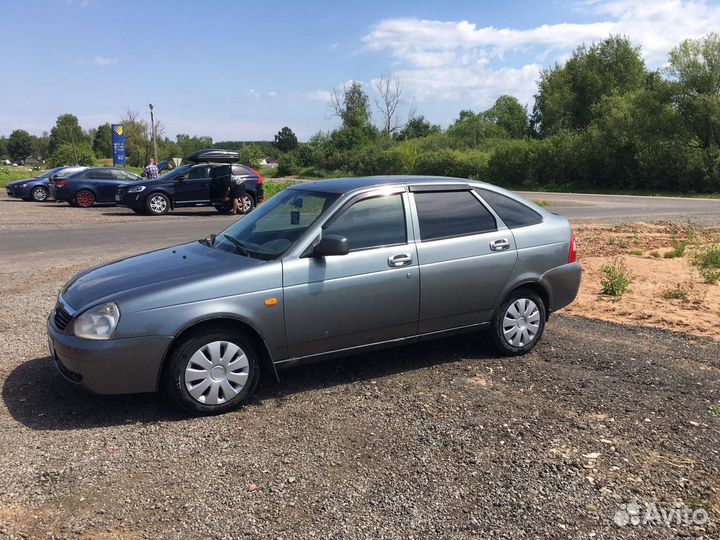 LADA Priora 1.6 МТ, 2010, 299 999 км