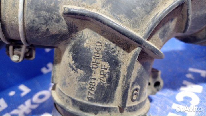 Гофра воздушного фильтра Toyota Avensis седан