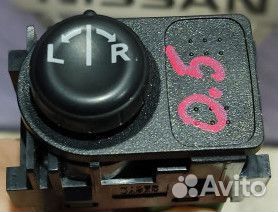 Джойстик Блок управления зеркалами Nissan qashqai