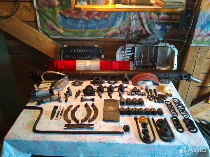 Запчасти автомобиля Москвич 412