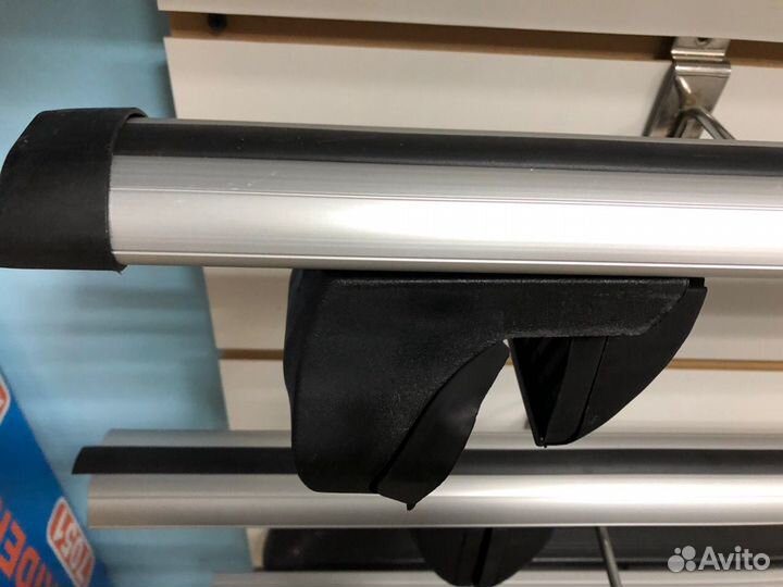 Багажник на рейлинги с просветом/интегрированные