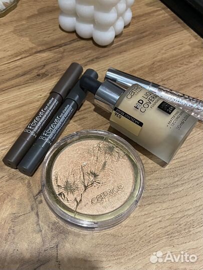 Тональный крем catrice hd